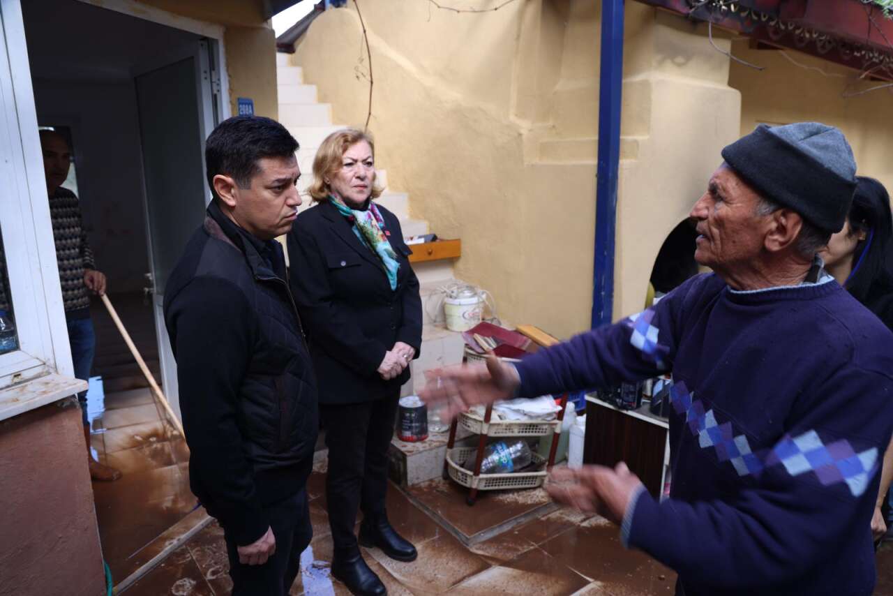 Başkan Ünlü Selden Etkilenen Mahallelerde İncelemelerde Bulundu 6